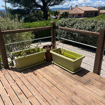 Hugo1 Apartmán *